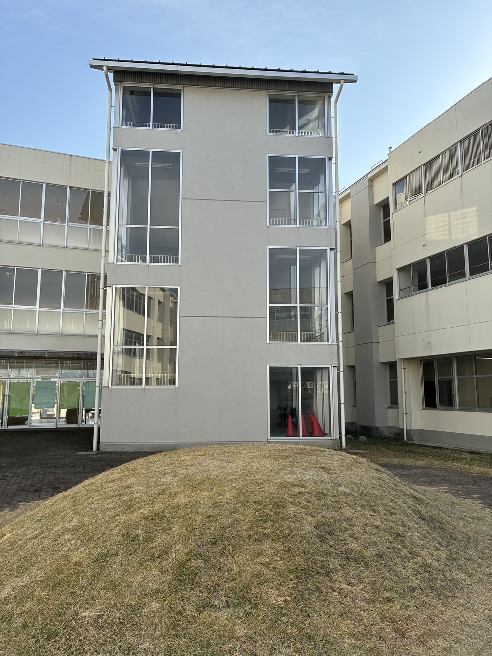 中筋小学校ほか6校外壁緊急対策