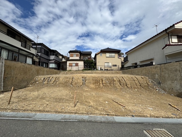 ガーテスレイヴン　高槻市塚脇一丁目　限定2区画