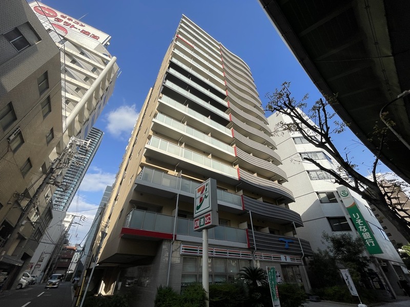 セレニテ桜川駅前プリエ