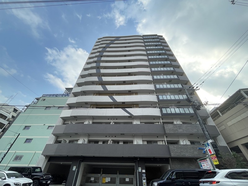 セレニテ本町東リアン