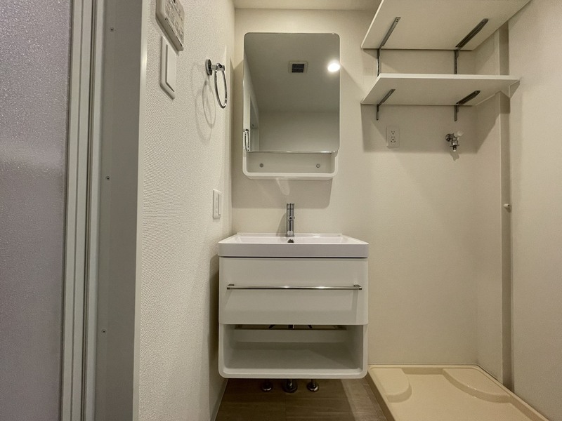 セレニテ本町リアン