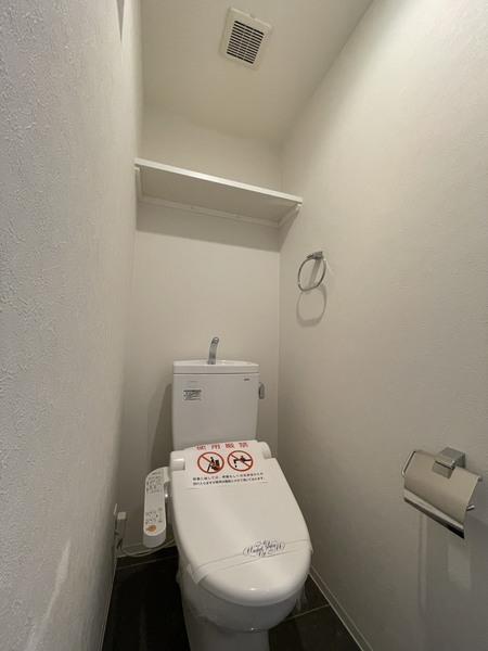 BLAU本町東