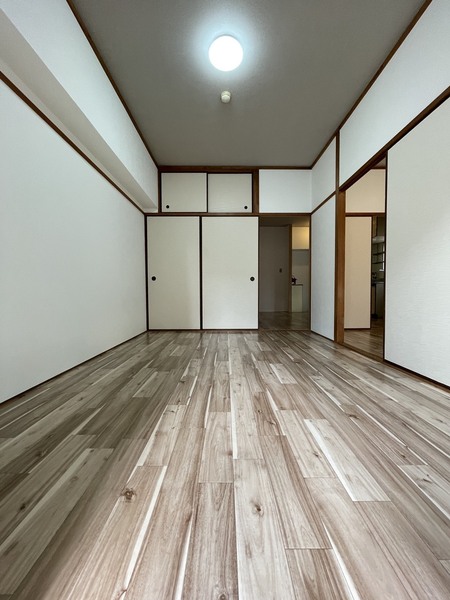 アークハイム川島