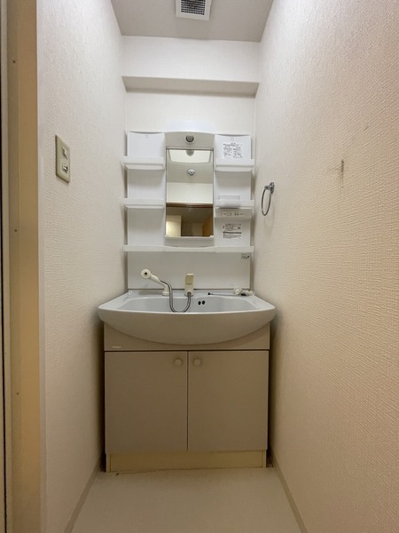メルクリオール難波