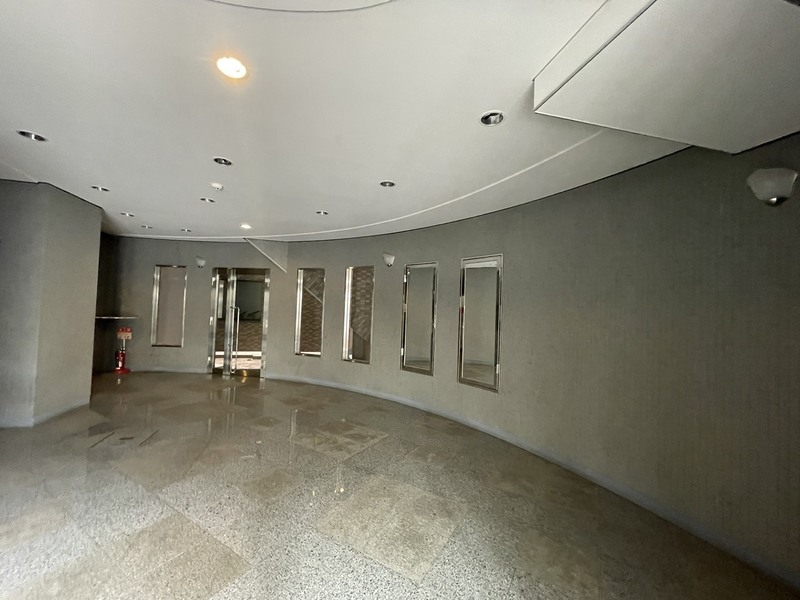 プレサンス西心斎橋