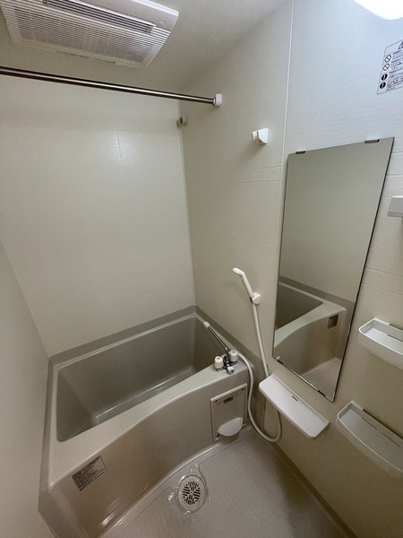 プレサンス難波セレクト