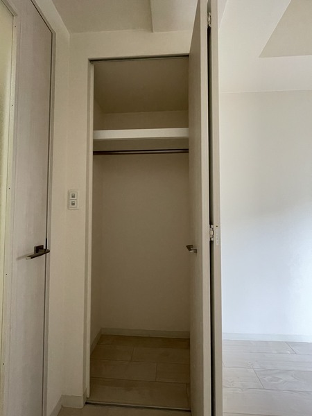 プレサンス難波セレクト