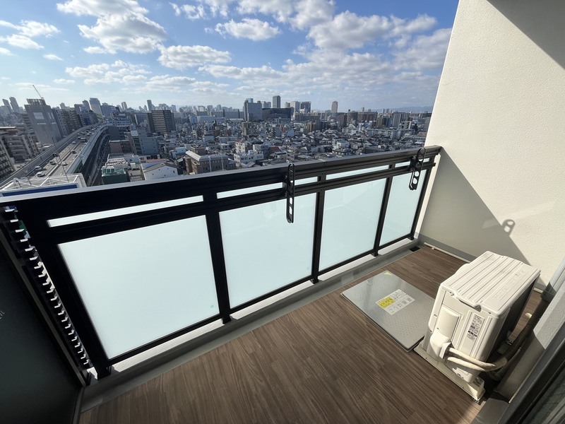 プレサンスOSAKA東中本エシデル