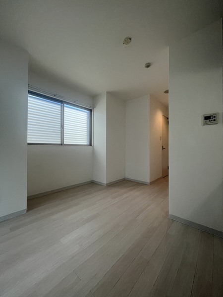 Gramercy Juso-higashi 1st