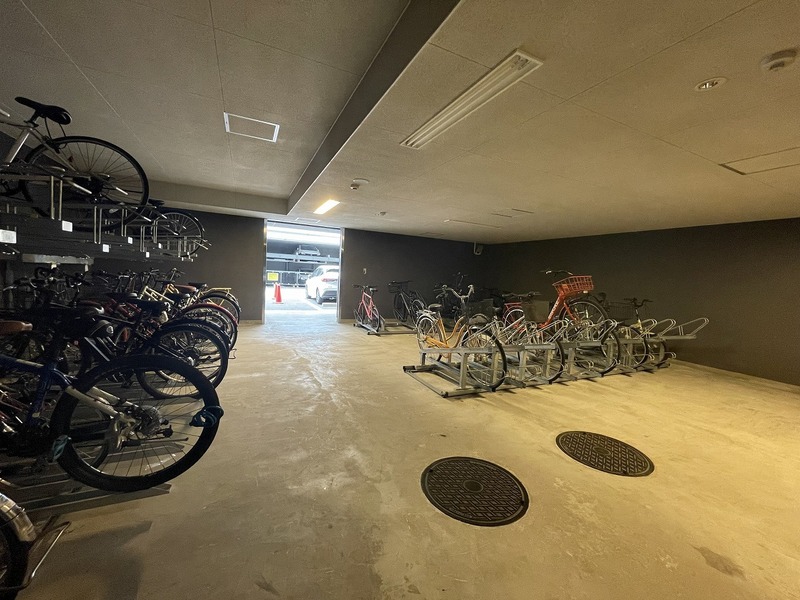 プレサンス堺筋本町駅前