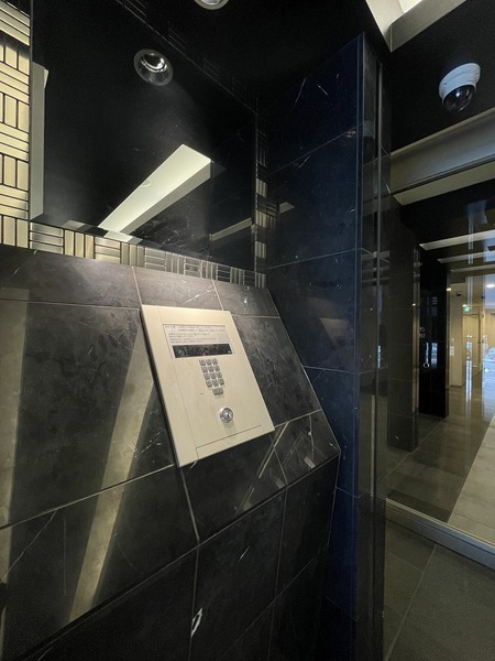 プレサンス堺筋本町駅前