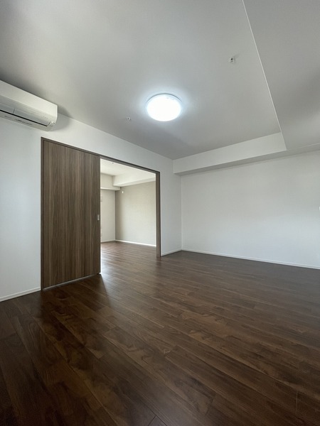 Y&Rino Residence