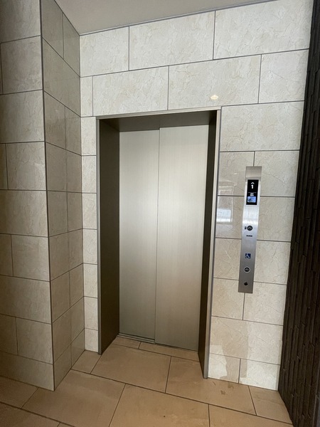 セレニテ難波ミラク参番館