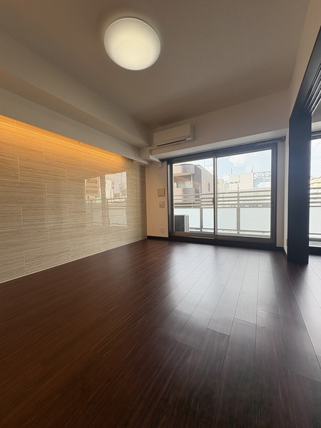 ラクラス本町東