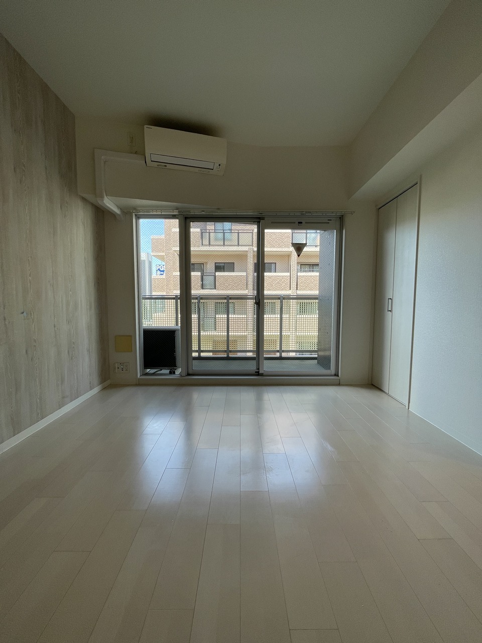 １F美味しいパン屋さん。