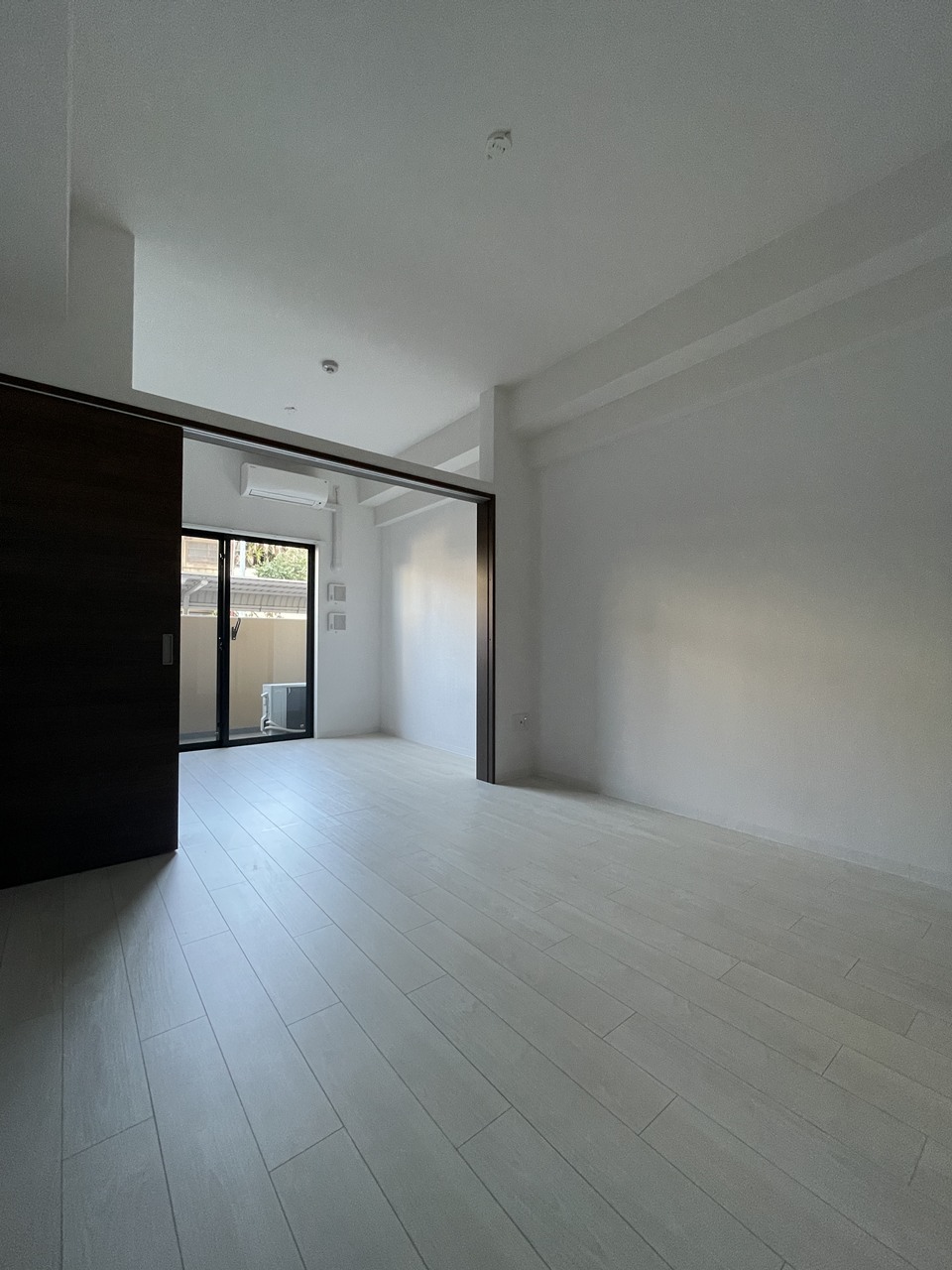 洋服も靴もたっぷり収納！