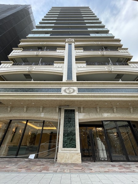 Vinoプレジオ本町