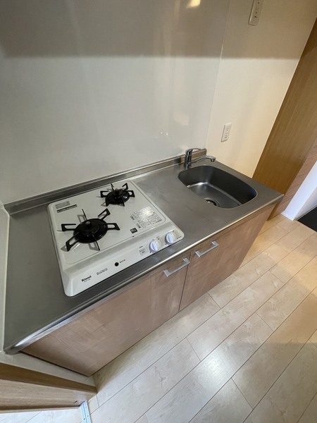 モノトーン難波