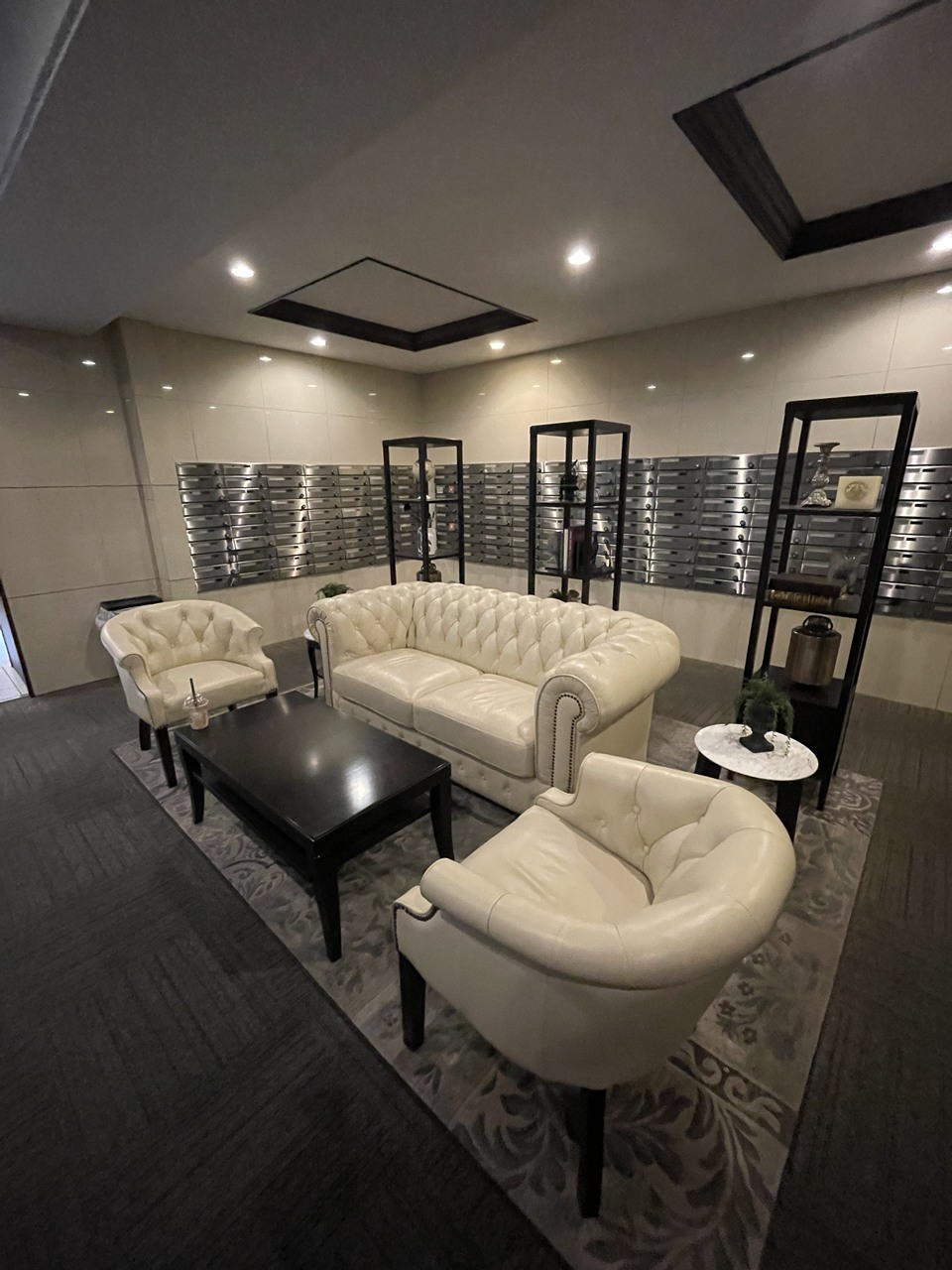 ラグジュアリーなエントランス
