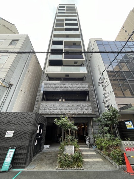 プレサンス心斎橋ニスト