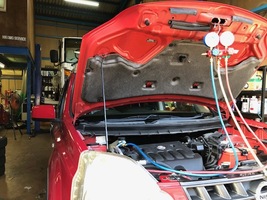 X-TRAIL　エアコン修理　大阪　摂津