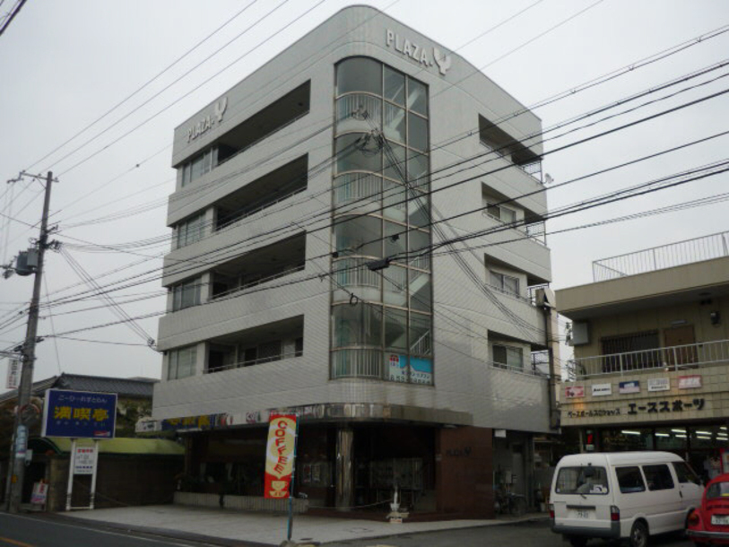 プラザY