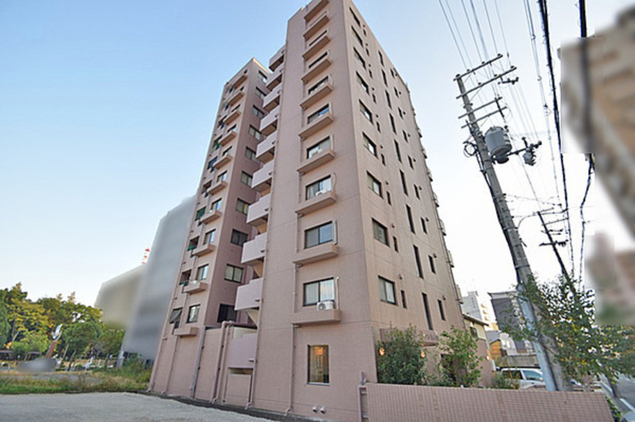 サンヒルズ壱番館 301号室