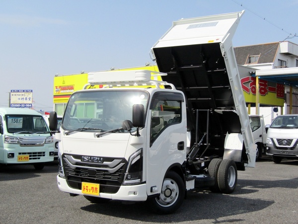 ３トン強化ダンプ　衝突軽減ブレーキ　交差点警報　デジタルミラー　LEDヘッド　キーレス　6MT