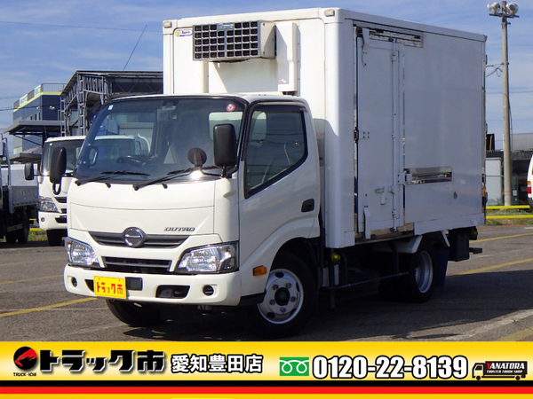 日野 デュトロ 冷蔵冷凍 -5℃ 10尺 低床 リア観音扉 Bカメラ ETC 2t 5MT