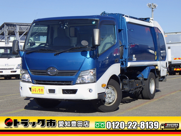 日野 デュトロ パッカー車 プレス式 6立米 連続SW 反転装置 汚水タンク 2.65t 6MT