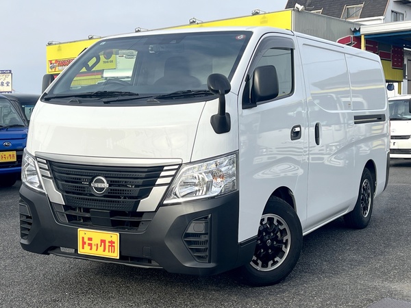 -5度中温冷凍車　両側スライドドア　軽減ブレーキ　アラウンドモニター　ETC　AT車