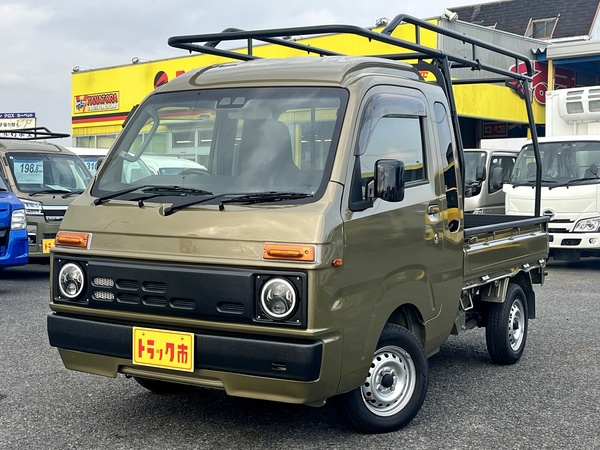 ジャンボSAⅢt　4WD　ワークキャリア　丸目クラシックフェイス　ナビTV　ETC　５MT
