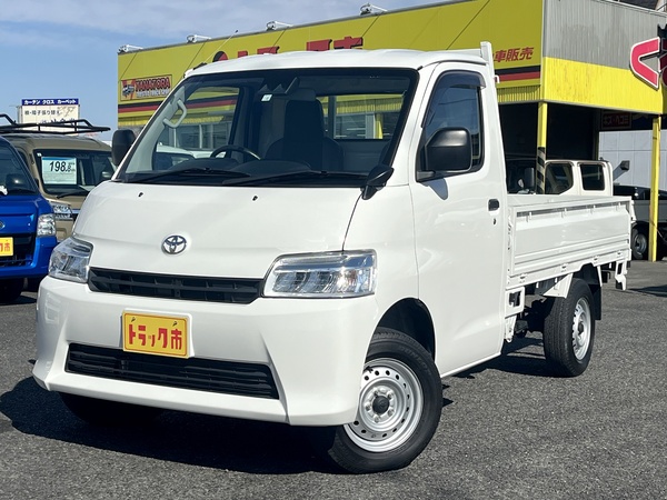 DX-Xエディション　衝突軽減ブレーキ　ナビTV　バックモニター　キーレスキー　5MT