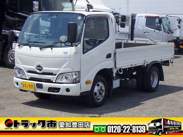 日野 デュトロ 平ボディ 2t 標準10尺 全低床 衝突軽減ブレーキ AT