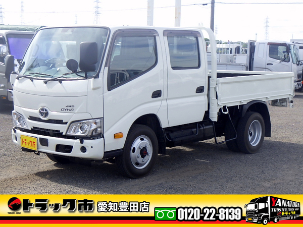 トヨタ ダイナ Wキャブ 平ボディ 4WD 2t 6人乗り 衝突軽減ブレーキ 5MT