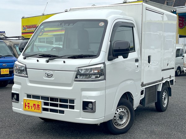 -7度設定中温冷凍車　左サイドドア　衝突軽減ブレーキ　バックモニター　スマートキー　AT車