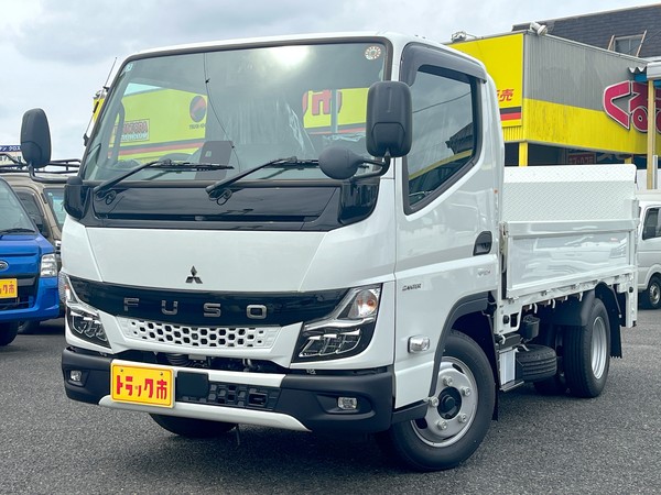 ２トン10尺平垂直ゲート　衝突軽減ブレーキ　バックカメラ　5MT　未使用車