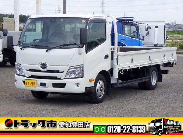 日野 デュトロ 平ボディ ワイドロング 1.9t 全低床 衝突軽減ブレーキ AT