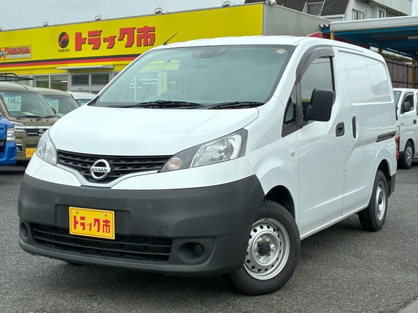 +3度設定クーリングバン　左スライドドア　バックモニター　ETC　AT車